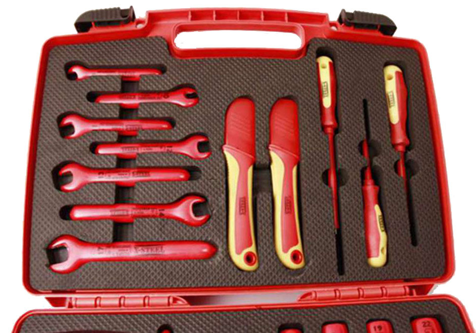 26pc VDE Insulated Electrician Tool Set: Pliers Spanner Socket Screwdriver Knife