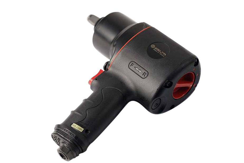 Selta Taiwan 1/2" Dr Air Impact 820 ft·lb Twin Hammer Wrench Gun with Socket