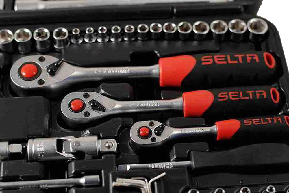 Selta Taiwan 150pc 1/4"-3/8"-1/2" Dr. 6PT Reg. Deep & Female E-Star Socket & Bits Set