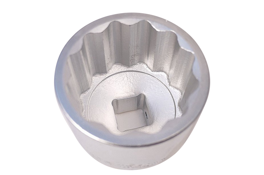 Selta Taiwan 1" Dr. 12PT Double Hex Cr-V Socket Heavy Truck Hub Nut:36-80mm
