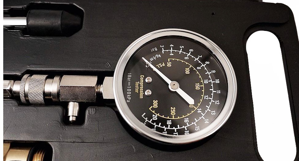 Selta Taiwan 0-300psi Engine Compression Tester 2-1/2" Scale 6" Stem 12" Hose