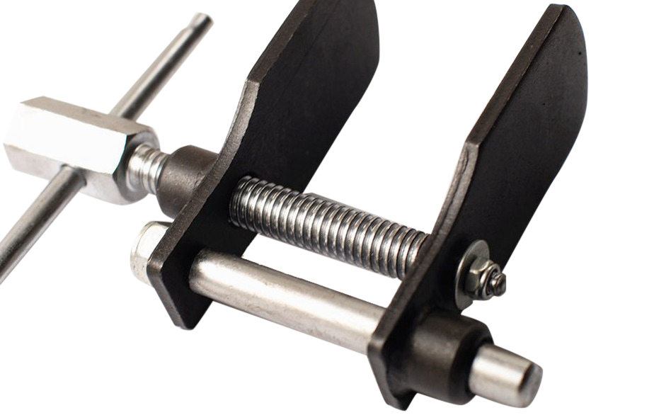 Brake Pad Spreader Caliper Retract Piston 70mm Max. Spread Tommy Bar 1/2" Dr.