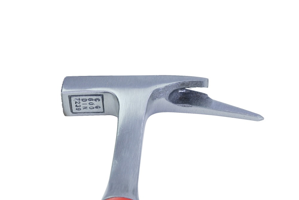 Expert One Piece All-Steel 600gm Carpenters Roofing Hammer Pick Spick & Magnetic Nailholder Tubular Handle