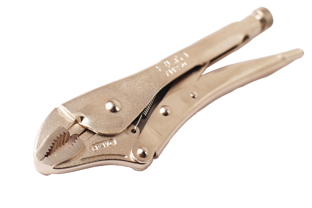 Selta Taiwan 3pc Professional Wrench & Pliers in Tray: Adjustable Wrench, Water Pump & Locking Pliers
