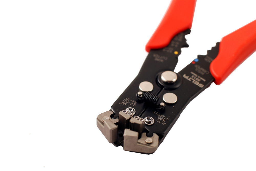 Selta Taiwan Multi-Function Automatic Stripper & Crimper Wire Stripping Crimping Cutting