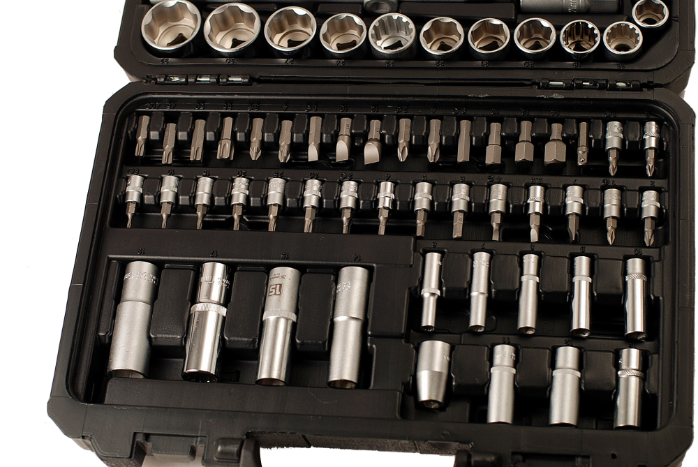 94pc 1/2" & 1/4" Dr. Socket & Screwdriver Bit Torx Ratchet Dr. Kit Taiwan Made