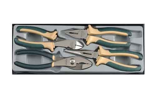 Force T5045 Combination Pliers 4pc Set: Lineman's,Long Nose,Diagonal, Slip Joint