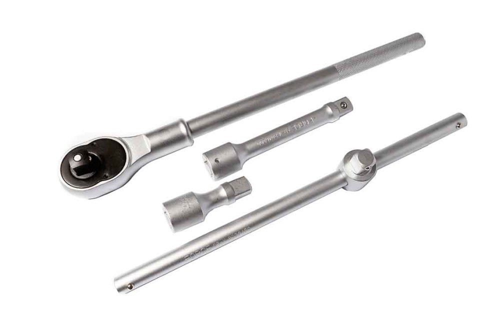 Force 6261 26pc 3/4" Dr. 12pt Metric & Imperial Socket & Ratchet Handle, Extensions Accessories
