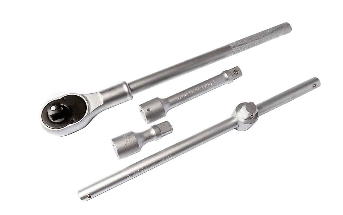 Force 6201-5 20pc 3/4" Dr. 6pt Socket & Accessories Set: 19-50mm Metric Socket, Ratchet Handle, Extensions