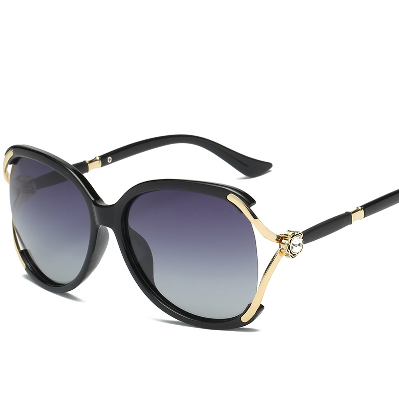 Lady's Fashion Version Polarized HD Lens Sunglasses with PC & Metal Frame