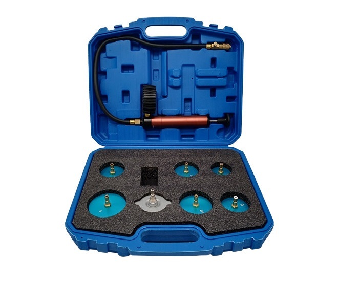 HGV Truck Cooling System Pressure Tester Kit Heavy Duty Radiator Leak Test Tool