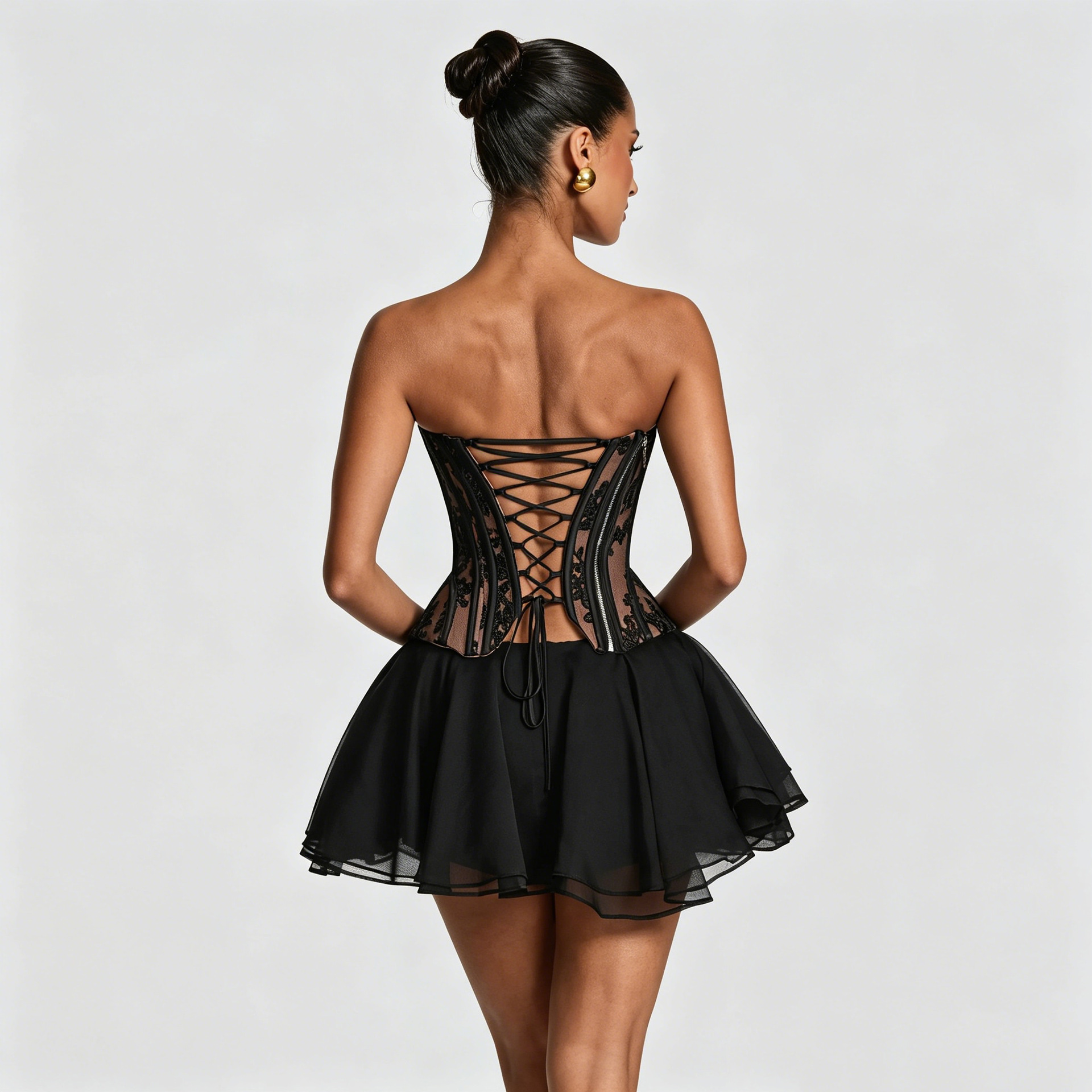 Western-style strapless, boned bodice gown set featuring a lace-up design and a tulle mini skirt., Cailan (Chongqing) International Trading Co., Ltd,Western-style strapless, boned bodice gown set featuring a lace-up design and a tulle mini skirt.