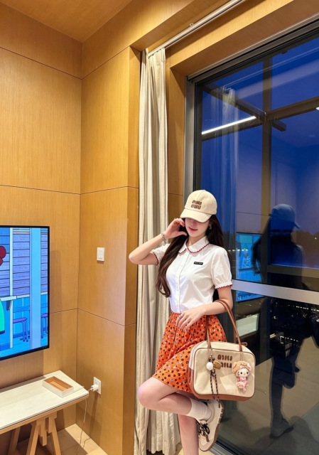 Doll‑collar White Blouse & Midi Skirt Two‑Piece Set, Cailan (Chongqing) International Trading Co., Ltd,Doll‑collar White Blouse & Midi Skirt Two‑Piece Set