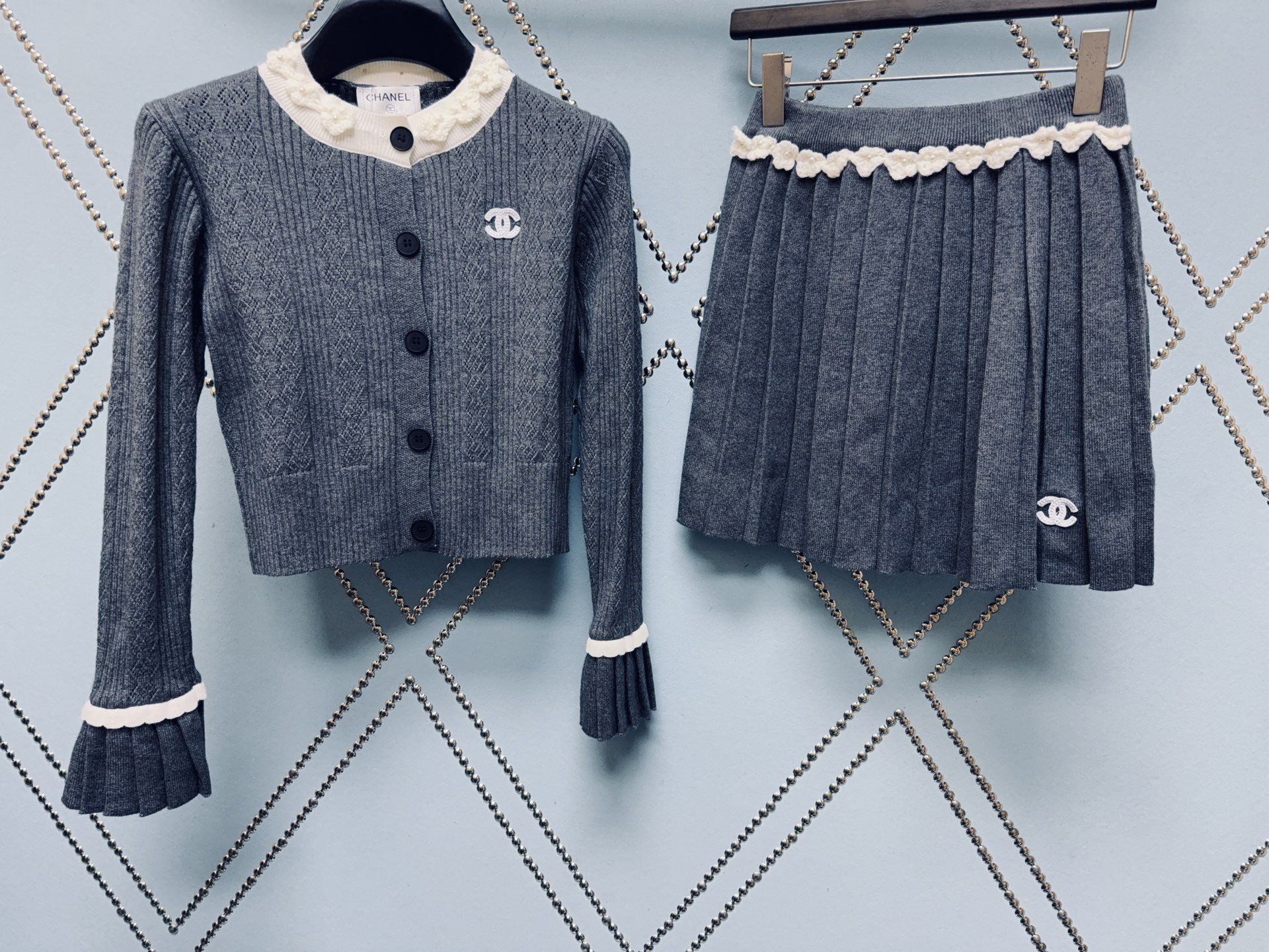 College‑style set, Cailan (Chongqing) International Trading Co., Ltd,College‑style set
