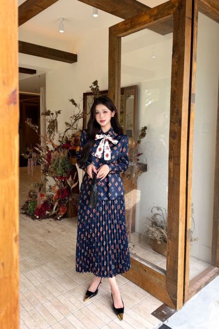 Classic monogram print midi dress with scarf belt, Cailan (Chongqing) International Trading Co., Ltd,Classic monogram print midi dress with scarf belt