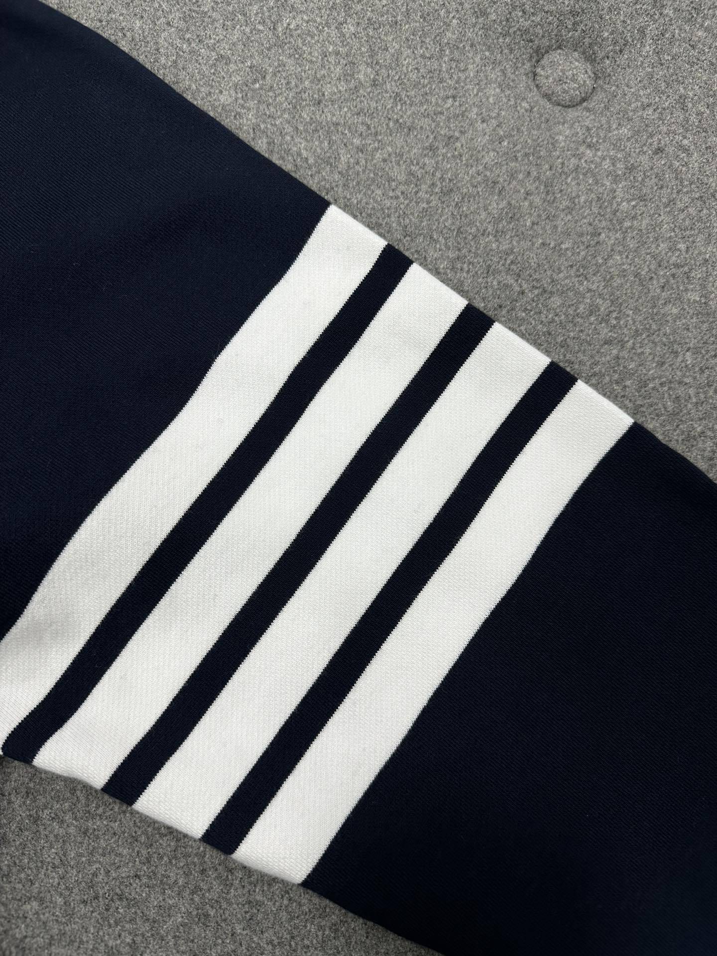TB Classic 4-Stripes V-neck Knit Cardigan, Cailan (Chongqing) International Trading Co., Ltd,TB Classic 4-Stripes V-neck Knit Cardigan
