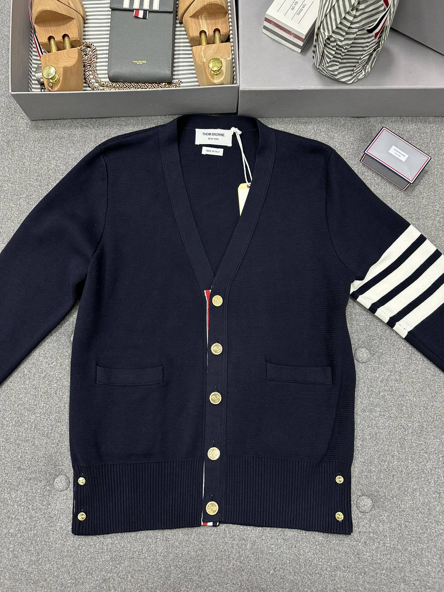 TB Classic 4-Stripes V-neck Knit Cardigan, Cailan (Chongqing) International Trading Co., Ltd,TB Classic 4-Stripes V-neck Knit Cardigan