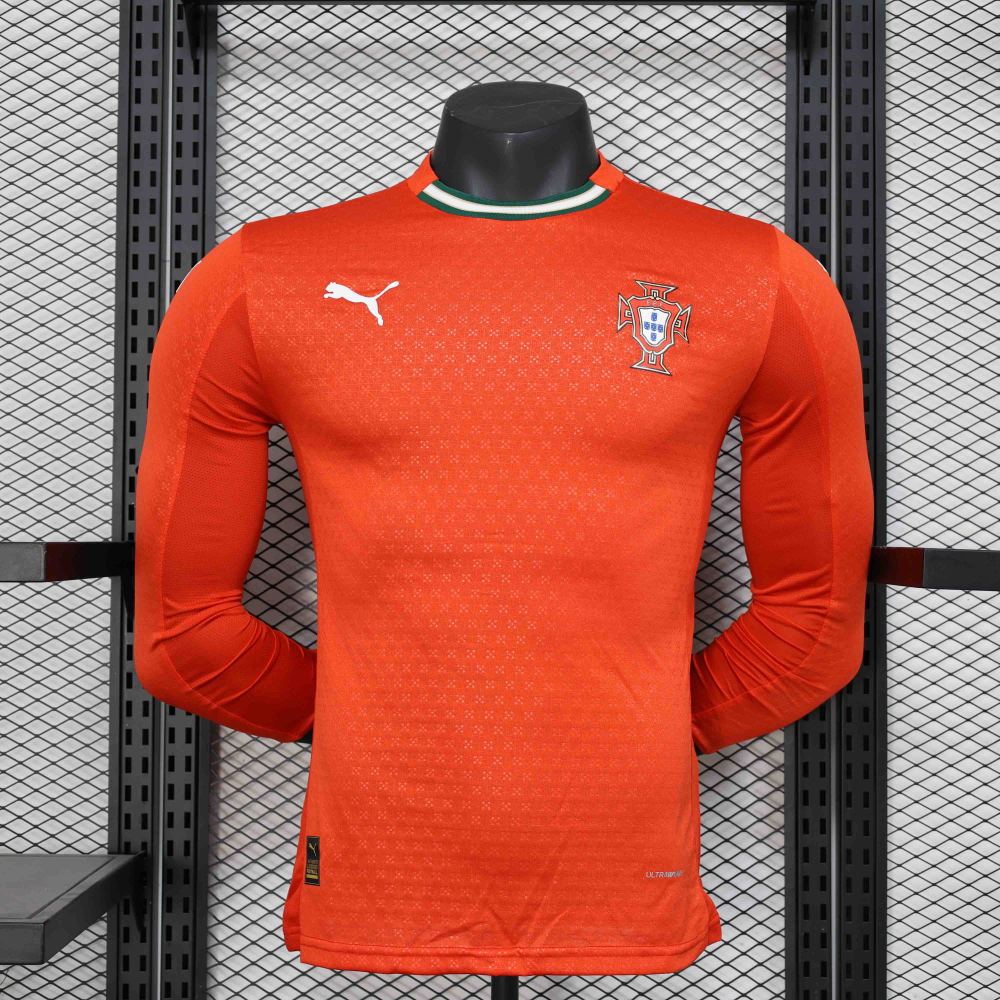 2025 Portugal  Home Soccer Jersey Player Version Long Sleeve