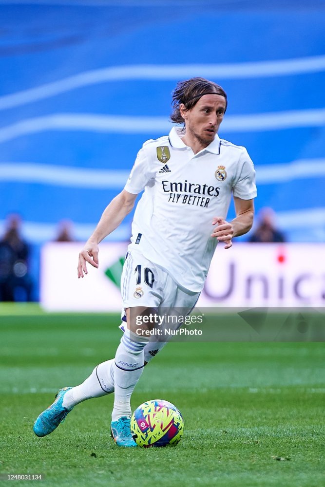 22-23 Real Madrid Home Retro Jersey Player Edition