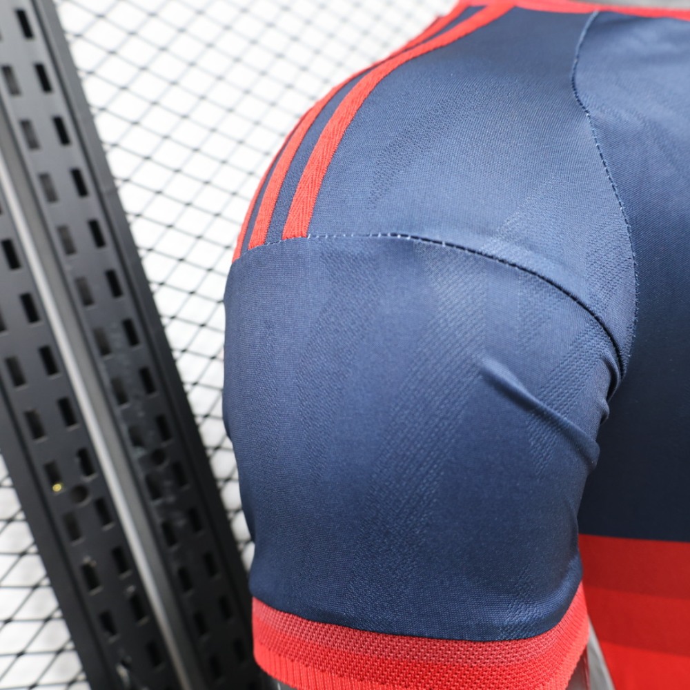 26-27 Manchester United Retro Style Soccer Jersey