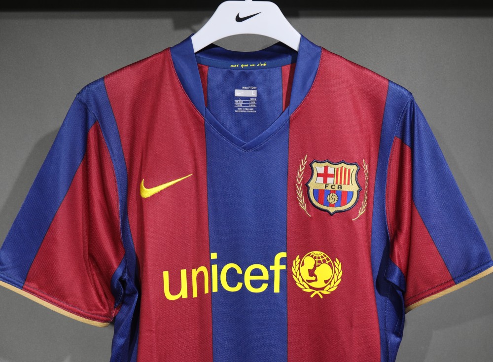 07-08 Barcelona Home Retro Jersey Player Edition