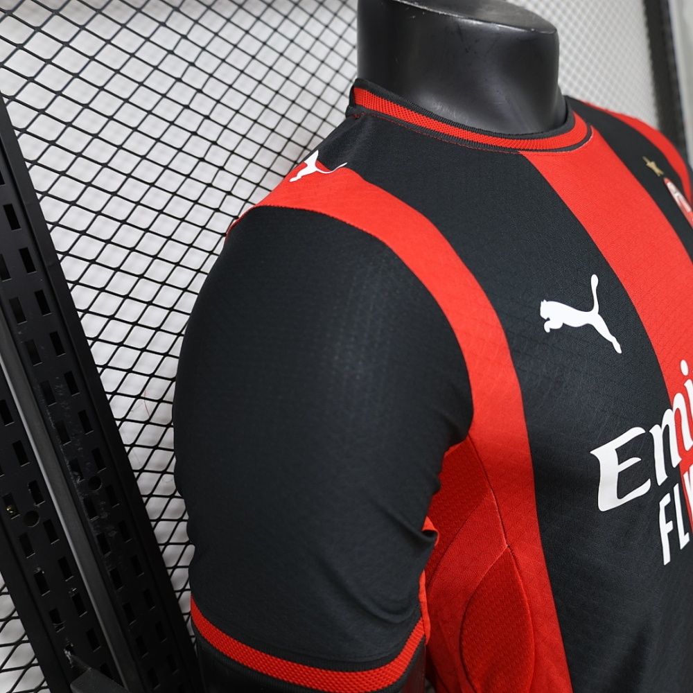 26-27 AC Milan Home  Soccer Jersey Red