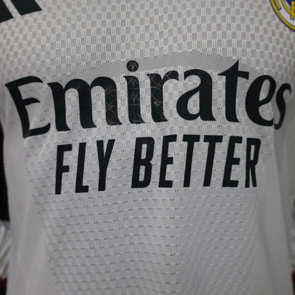 26-27 Real Madrid Special Soccer Jersey Player Version Long Sleeve
