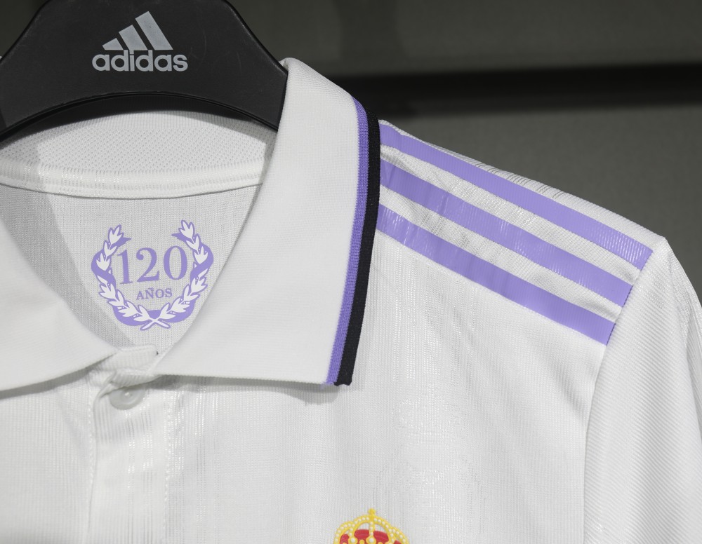 22-23 Real Madrid Home Retro Jersey Player Edition