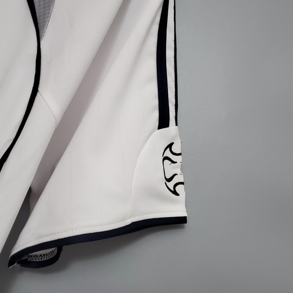 2006/07 Real Madrid Home Retro Jersey