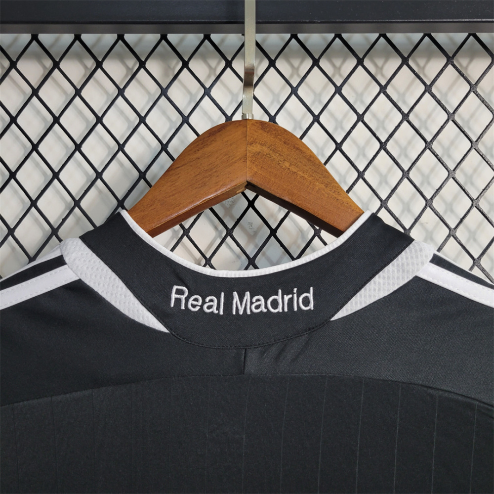 2006/07 Real Madrid Away Retro Jersey Long Sleeve