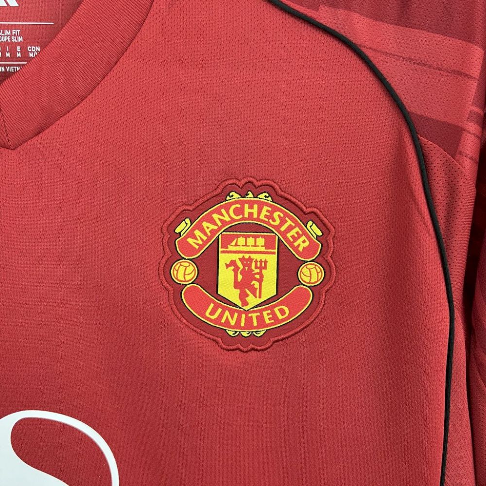 25-26 Manchester United Home Soccer Jersey