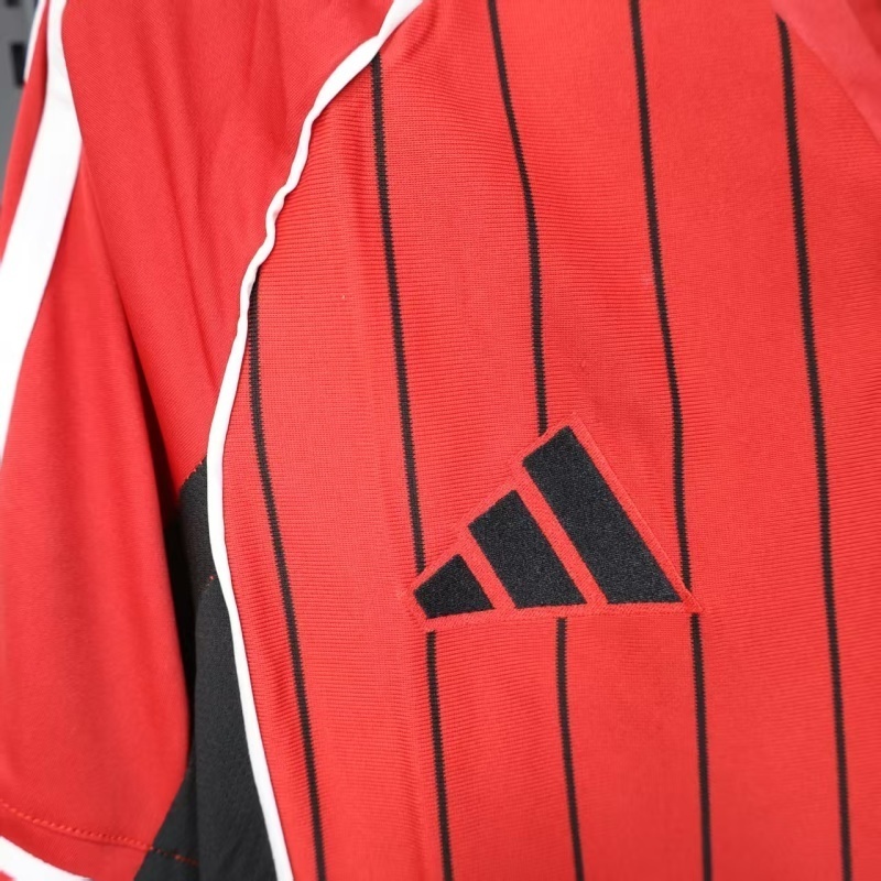 25-26 Manchester United Red Baseball Soccer Jersey