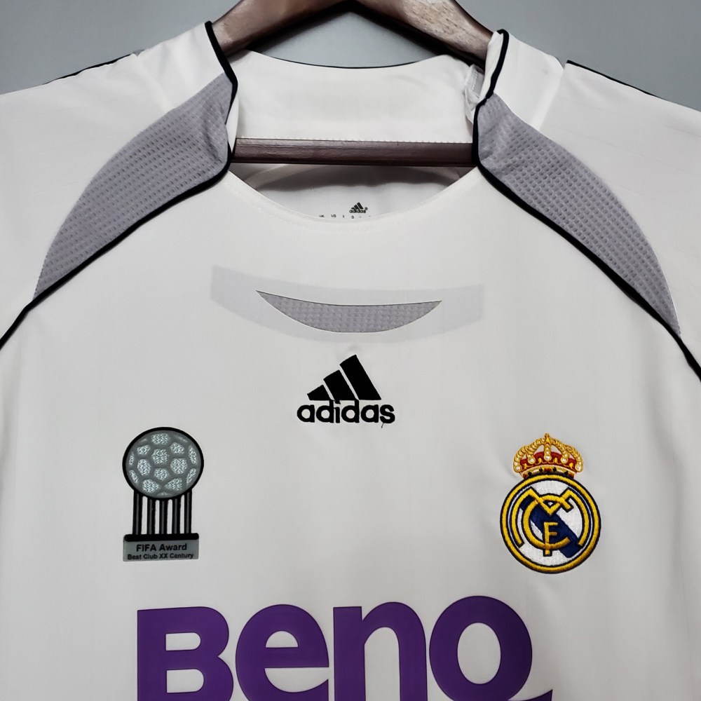 2006/07 Real Madrid Home Retro Jersey