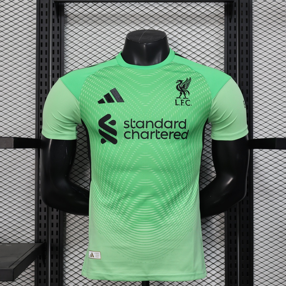 25-26 Liverpool Goalkeeper Green Soccer Jersey Player Version