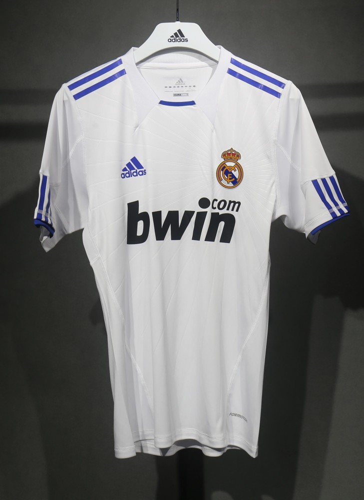 2010/11 Real Madrid Home Retro Jersey Player Version