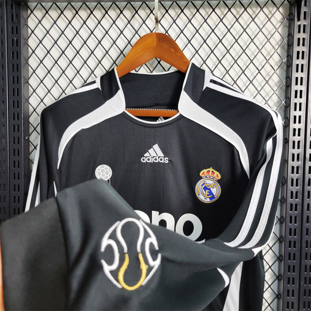 2006/07 Real Madrid Away Retro Jersey Long Sleeve