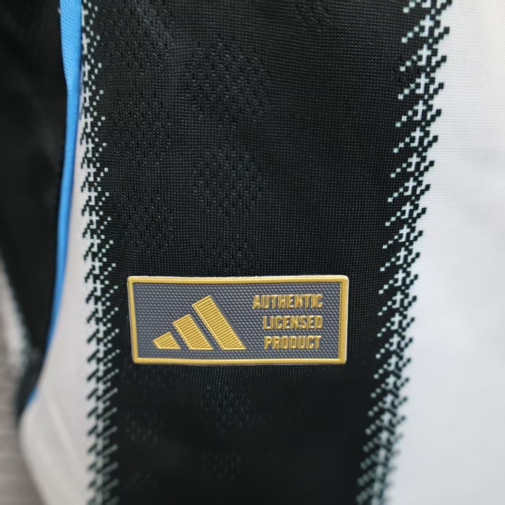 25-26 Newcastle United Home Soccer Jersey Player Version