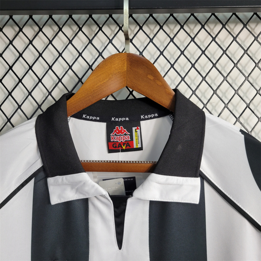 97-98 Juventus Home Retro Soccer Jersey