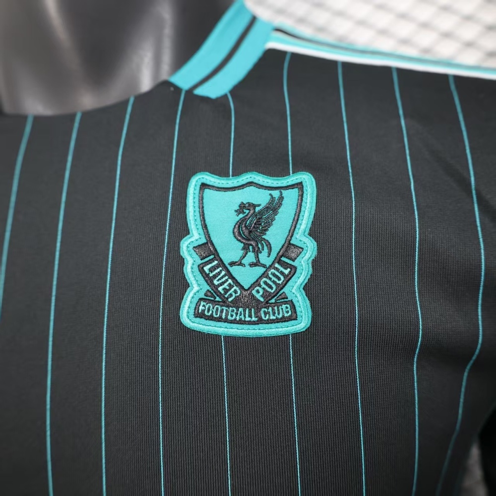 25-26 Liverpool Pre-match Soccer Jersey Player Version