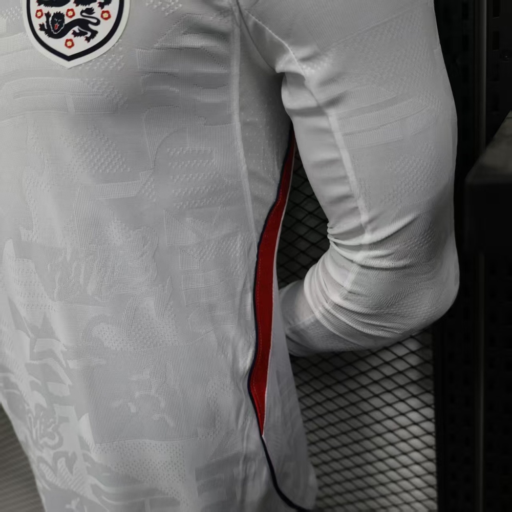 25-26 England Home Soccer Jersey Player Version Long Sleeve