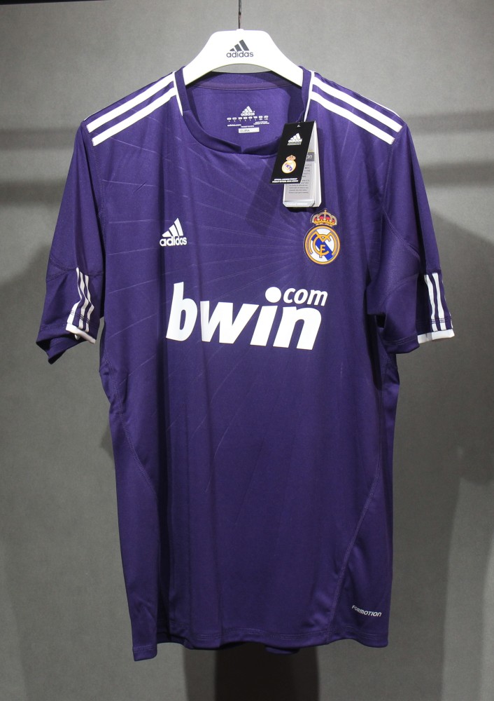 2010/11 Real Madrid Third Away Retro Jersey Player Version