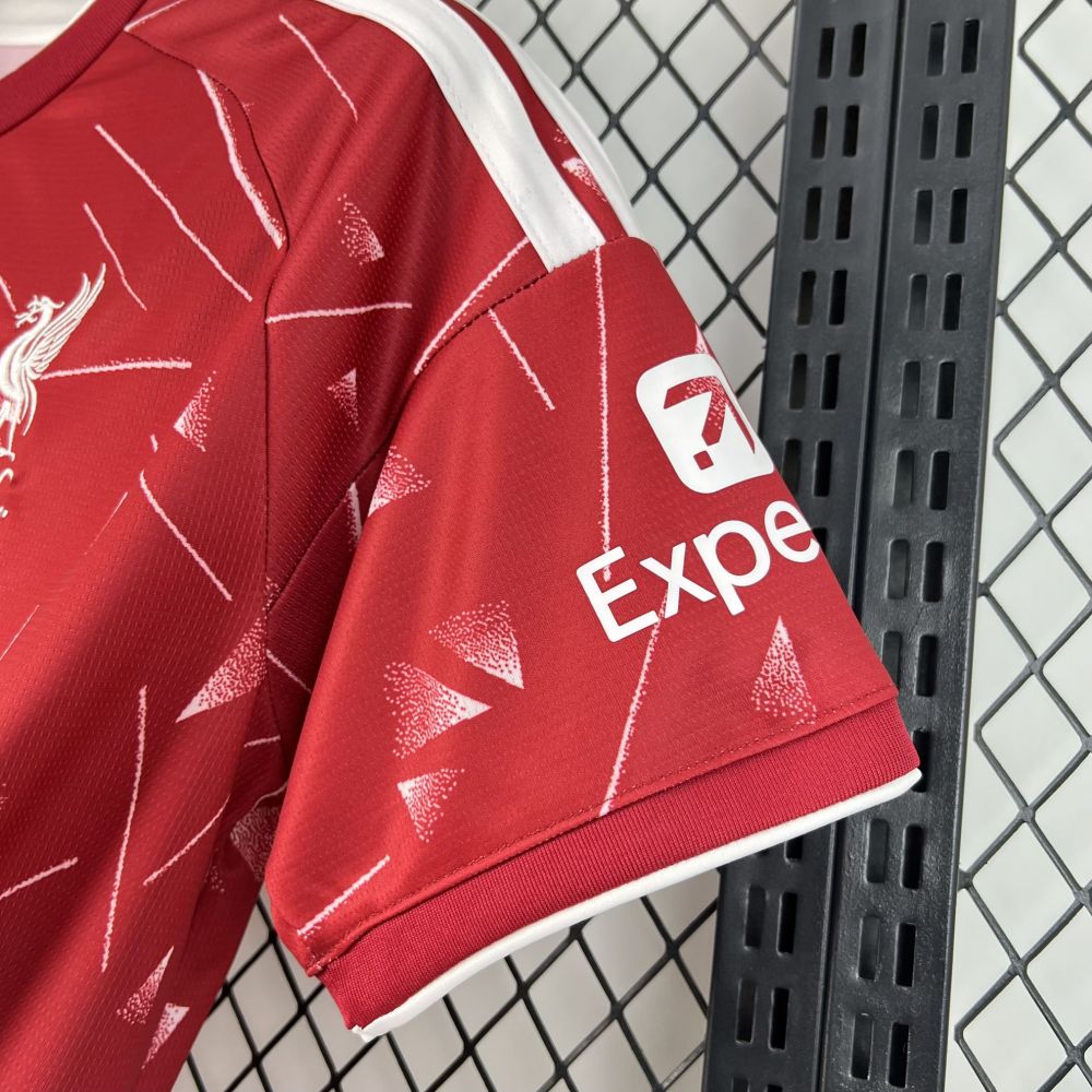 26-27 Liverpool Home Soccer Jersey