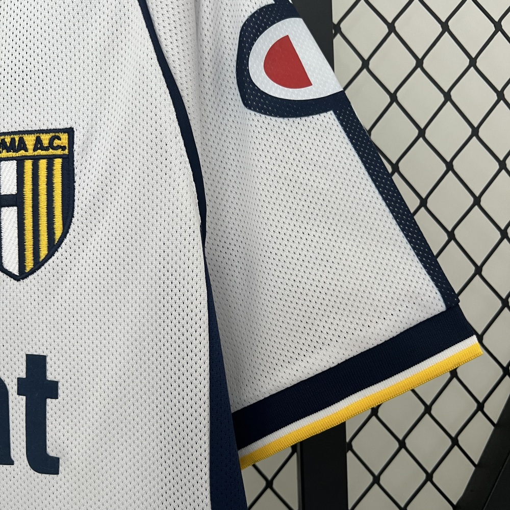 03-04 Parma Calcio Away Soccer Retro Jersey