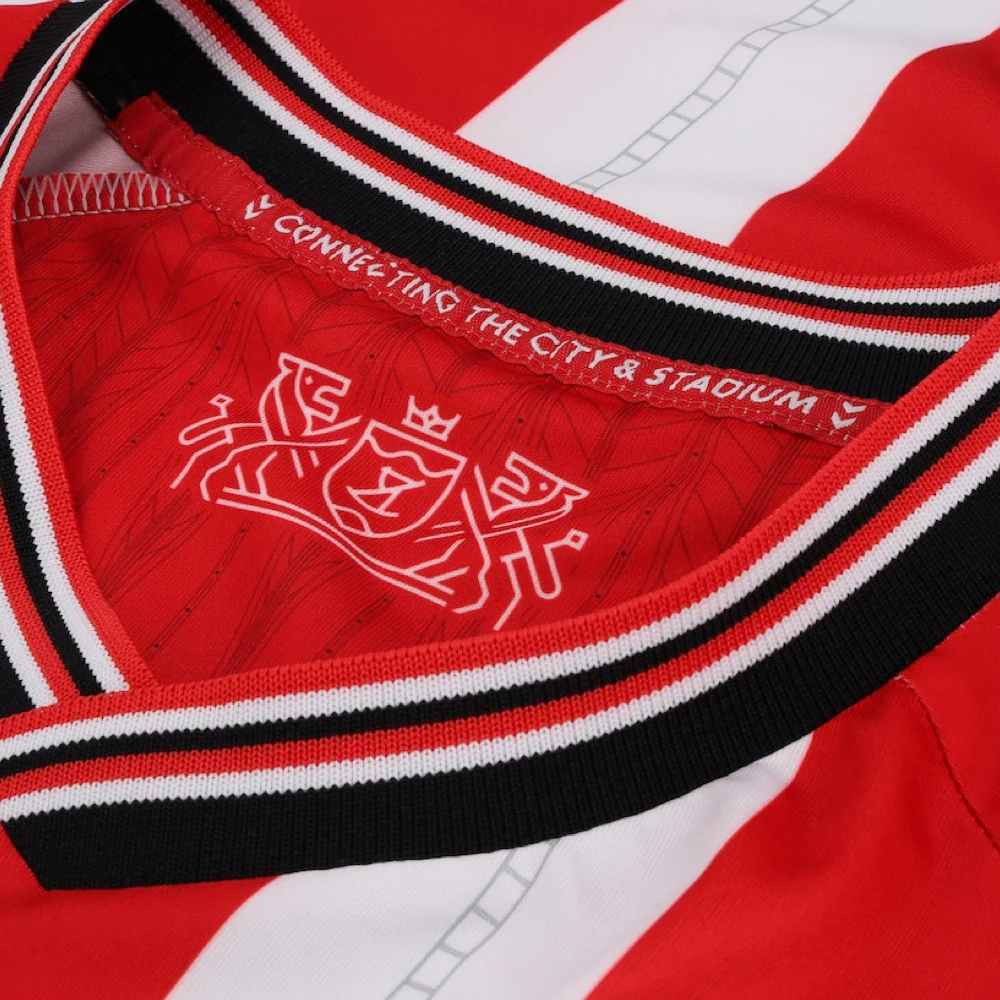 25-26 Sunderland Home Soccer Jersey