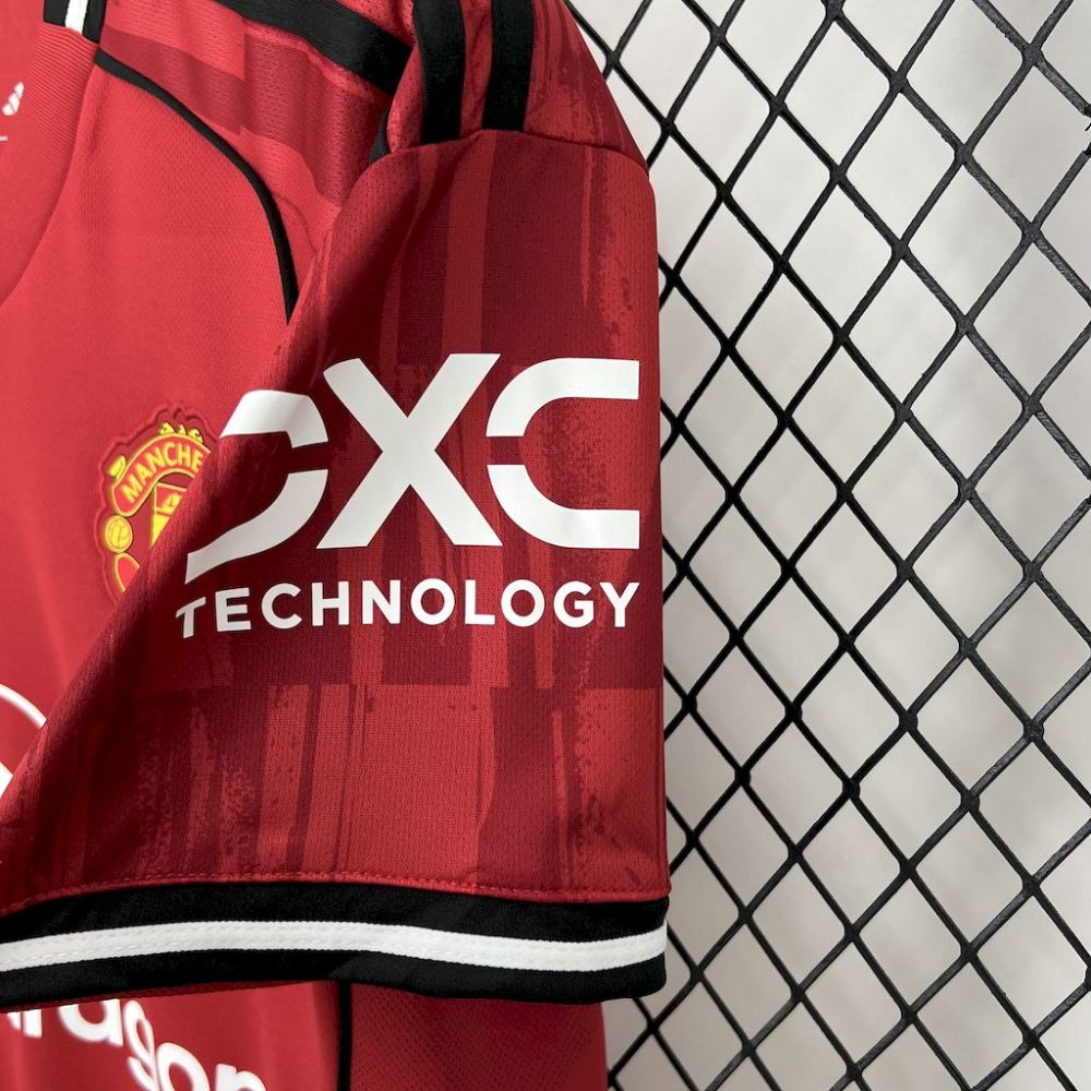 25-26 Manchester United Home Soccer Jersey