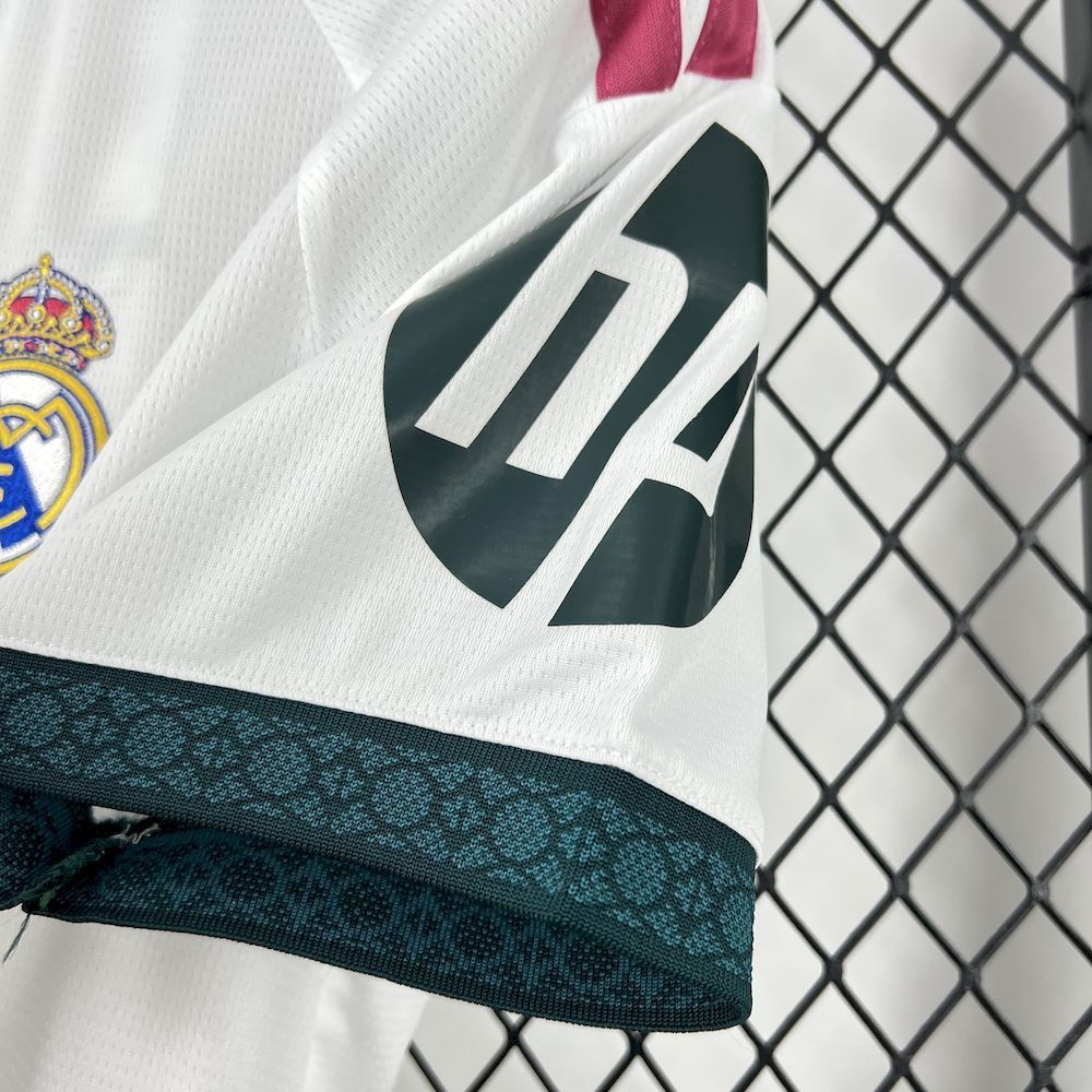 26-27 Real Madrid Home Soccer Jersey