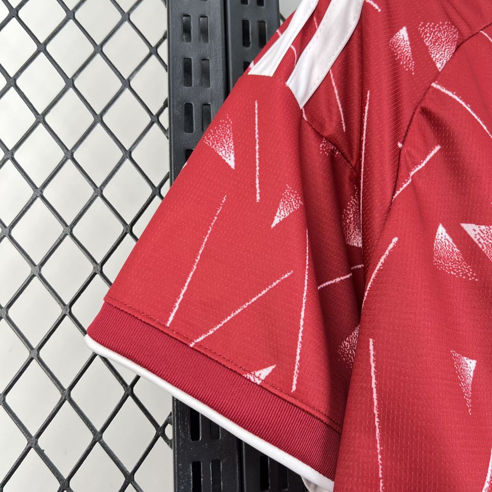 26-27 Liverpool Home Soccer Jersey