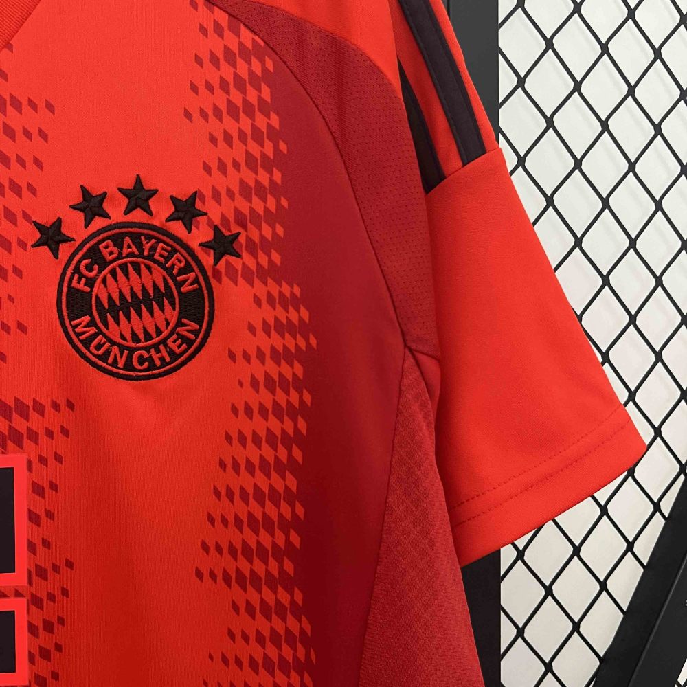 24-25 Bayern Munich Home Soccer Jersey