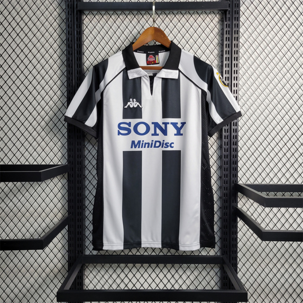 97-98 Juventus Home Retro Soccer Jersey
