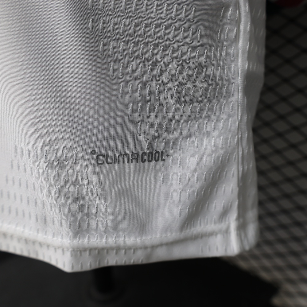 26-27 Real Madrid Special Soccer Jersey Player Version Long Sleeve